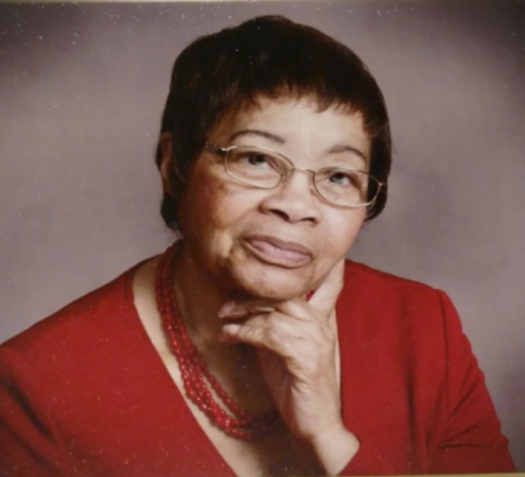 Hortense Larsuel Profile Photo