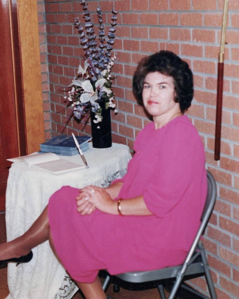 Billie  Harrell