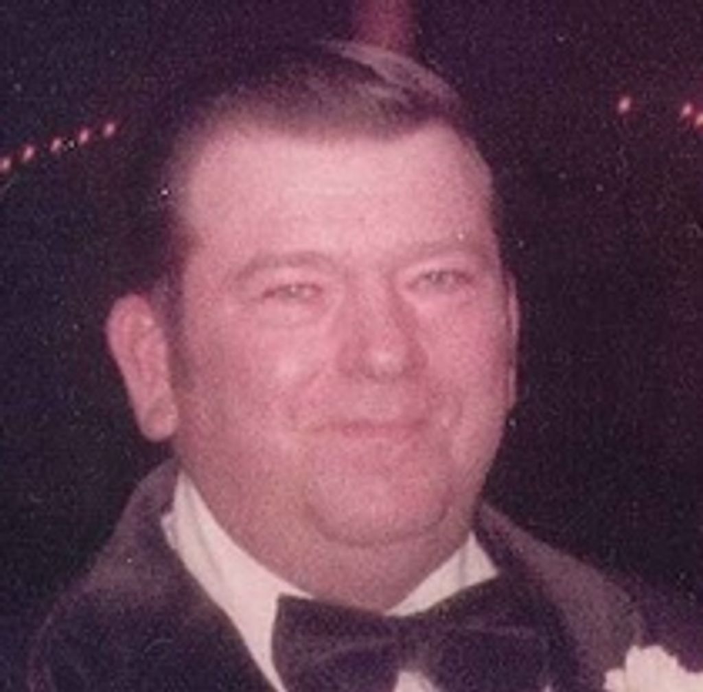 ROBERT C. PLUNKET Profile Photo