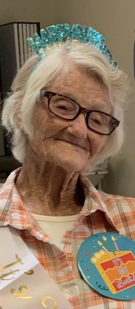 Eloise Currie Profile Photo