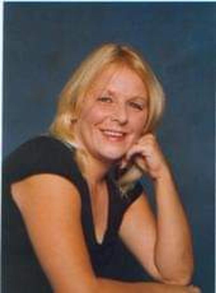 Crytal Laurel Cochran Profile Photo
