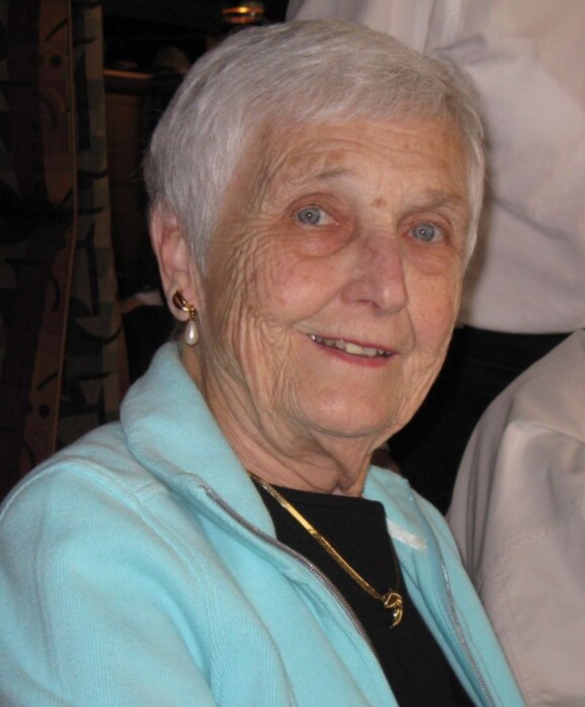 Dorothy Helen (Bow)  Hill