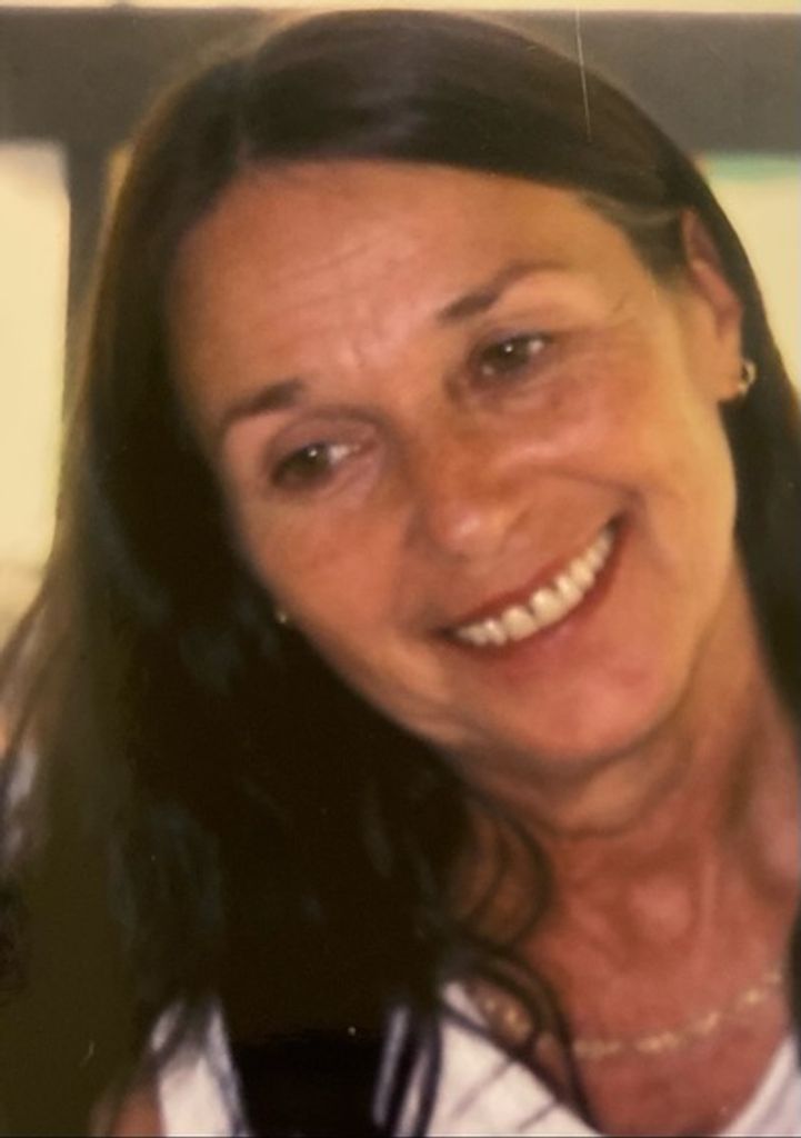 Elizabeth Diane Thomas