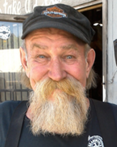 Ronald Earl Lewelling's obituary image