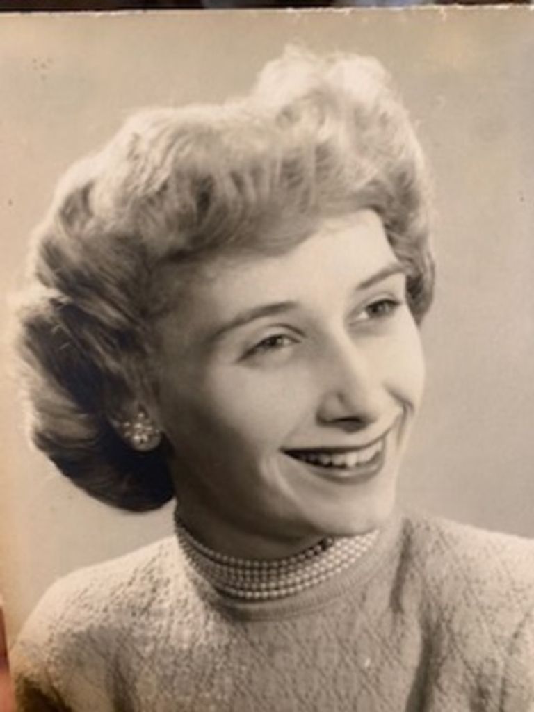 Marcella Rita Mau Profile Photo