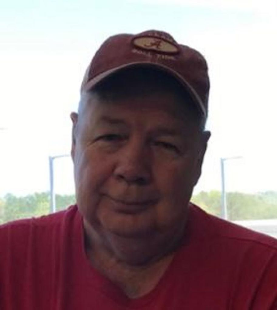 Tom Hollis Profile Photo