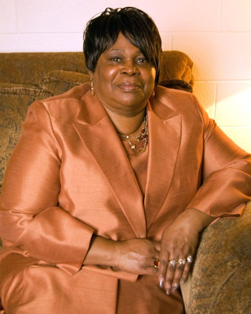 Sandra Lee Blue Bethea