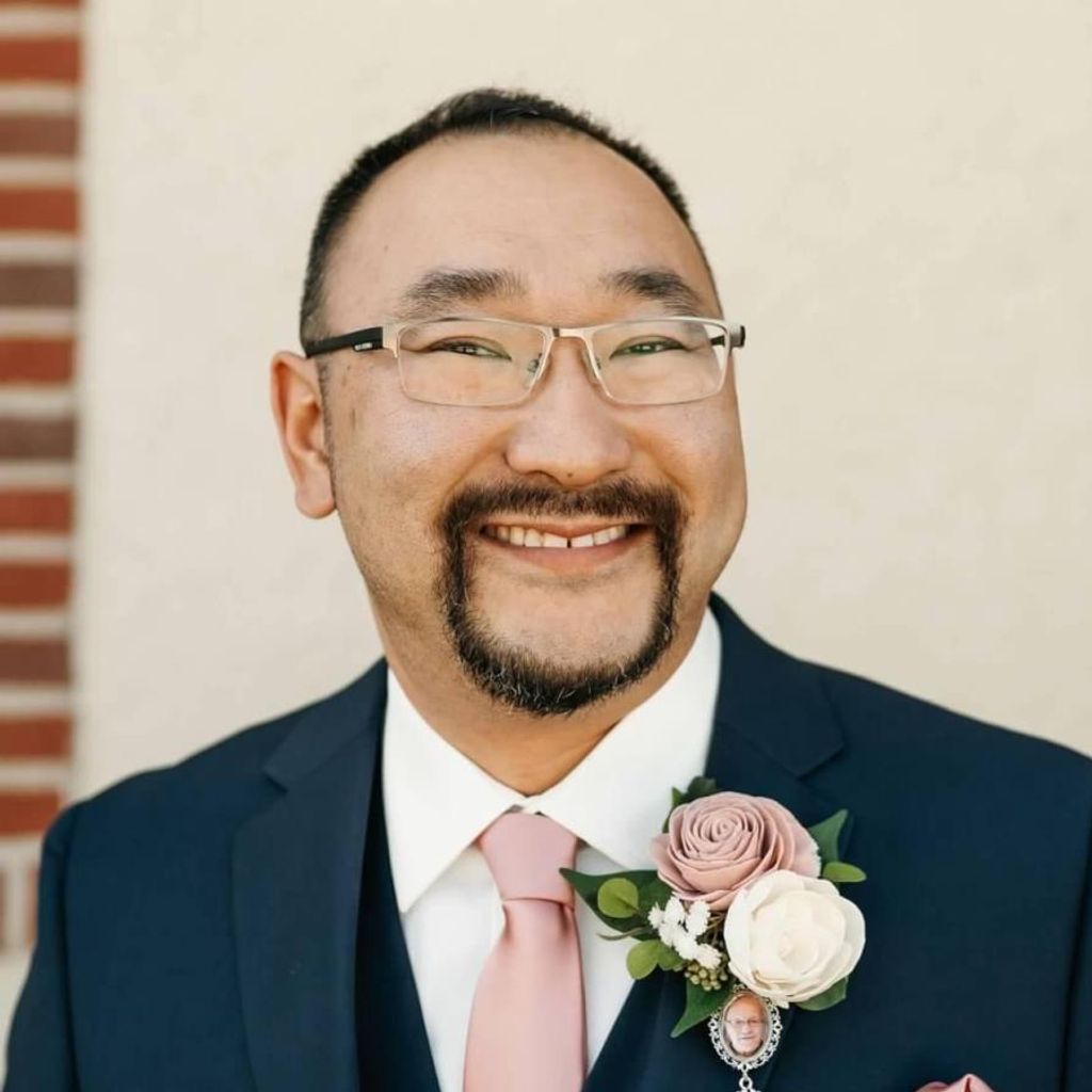 Christopher Hanson Profile Photo