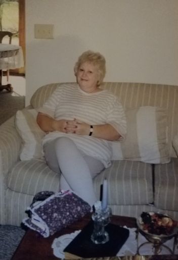 Evelyn Earlene (Smith)  Van Wey photo gallery thumbnail 20 of 28