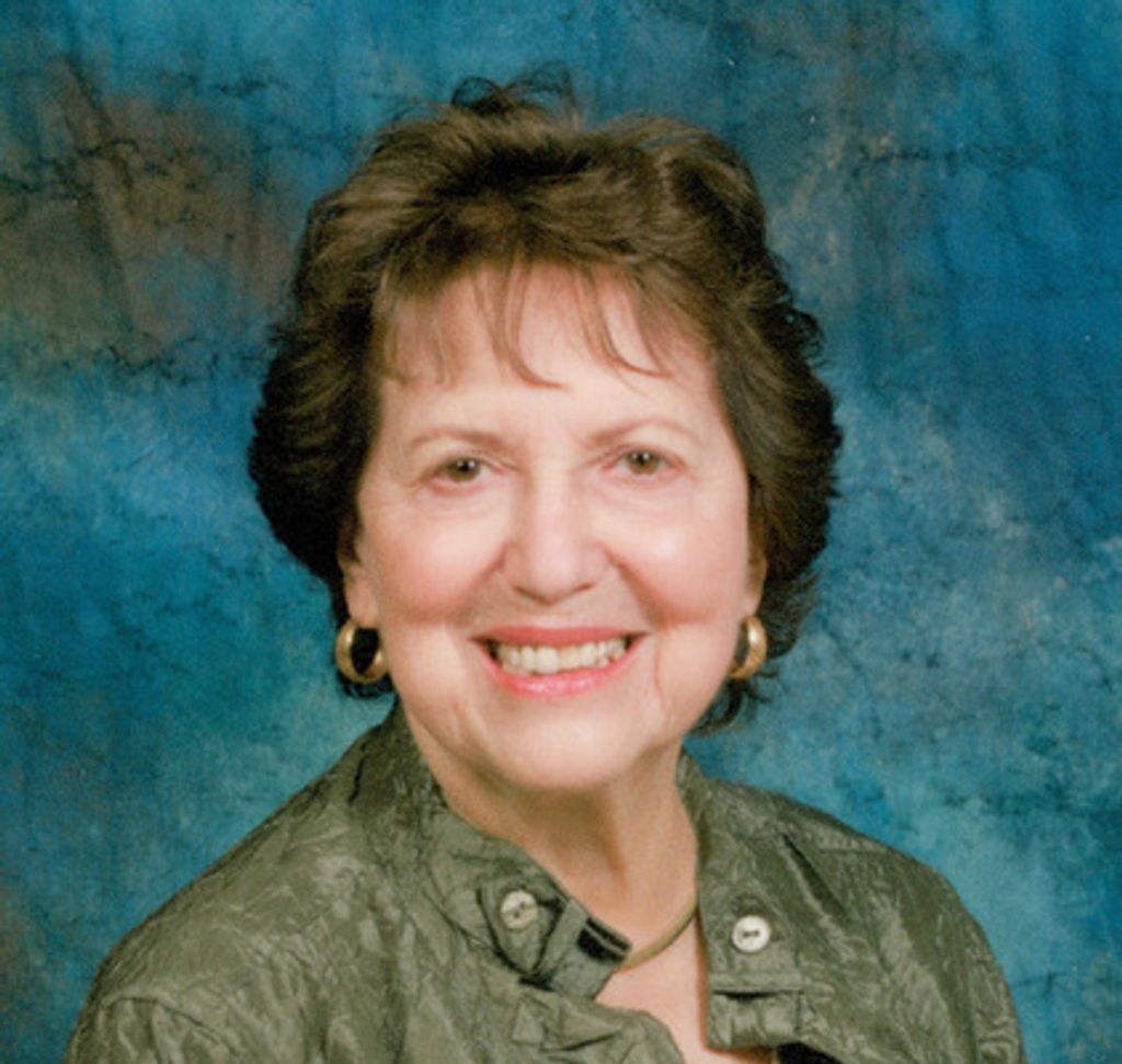 Violet Gloria Aiello Profile Photo