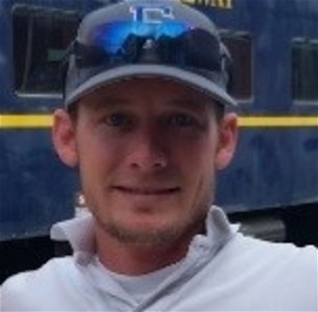 Alex Justin Kennedy Profile Photo