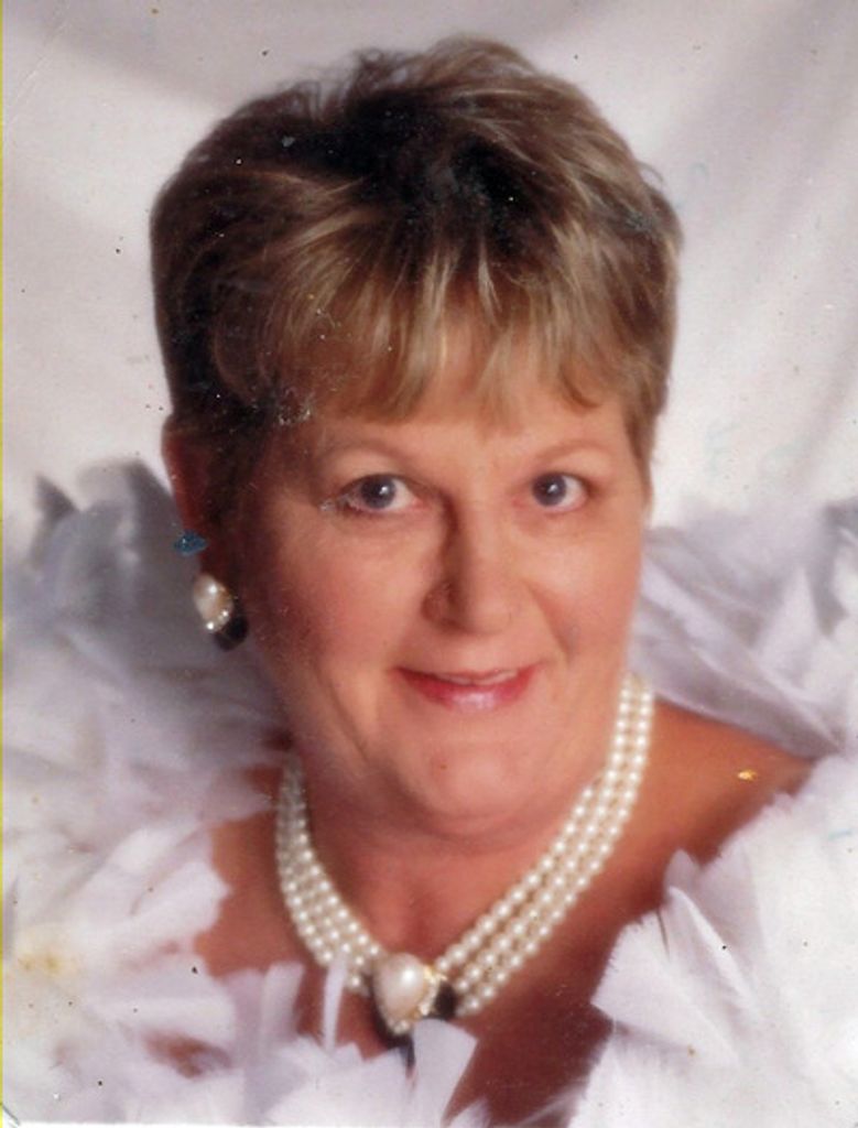 Connie Lanigan Profile Photo
