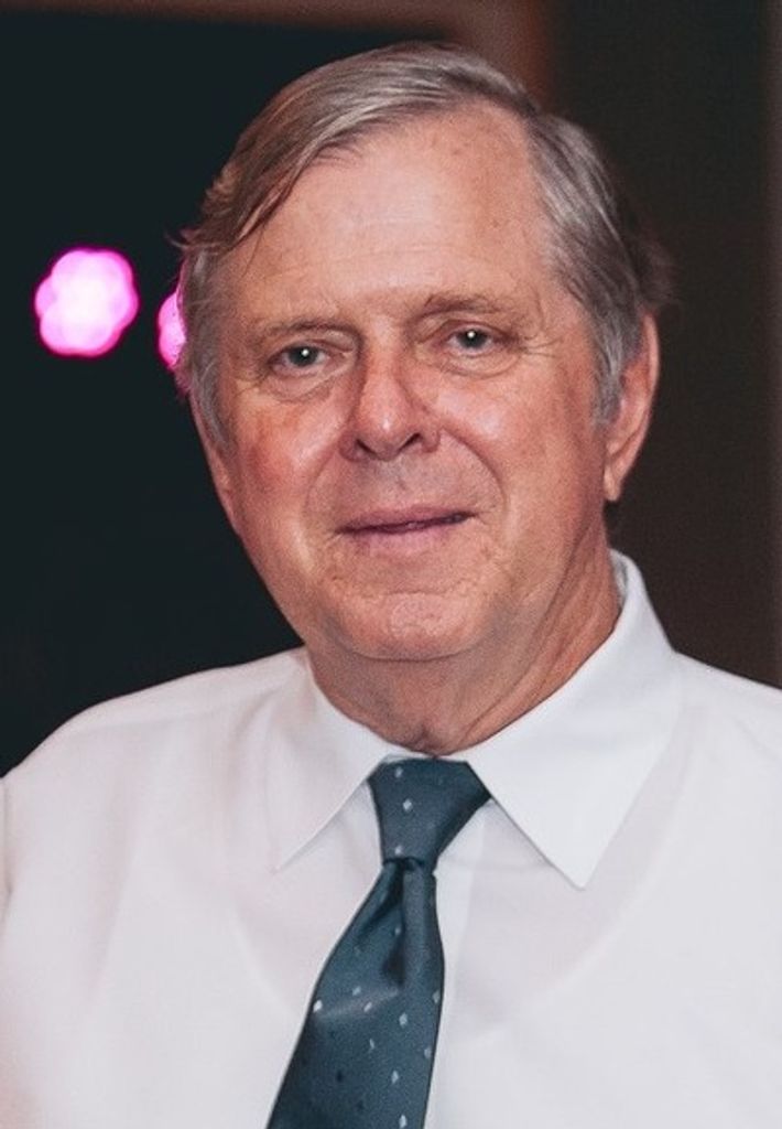 Willis Thames Profile Photo