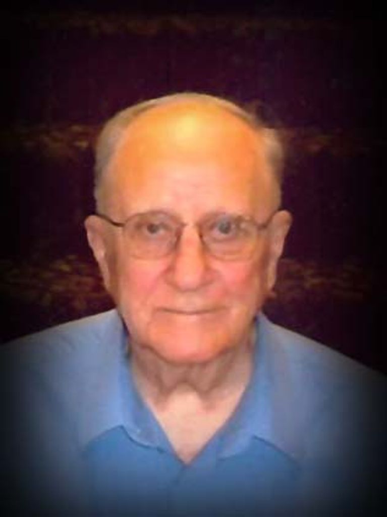 Bernard Holecek