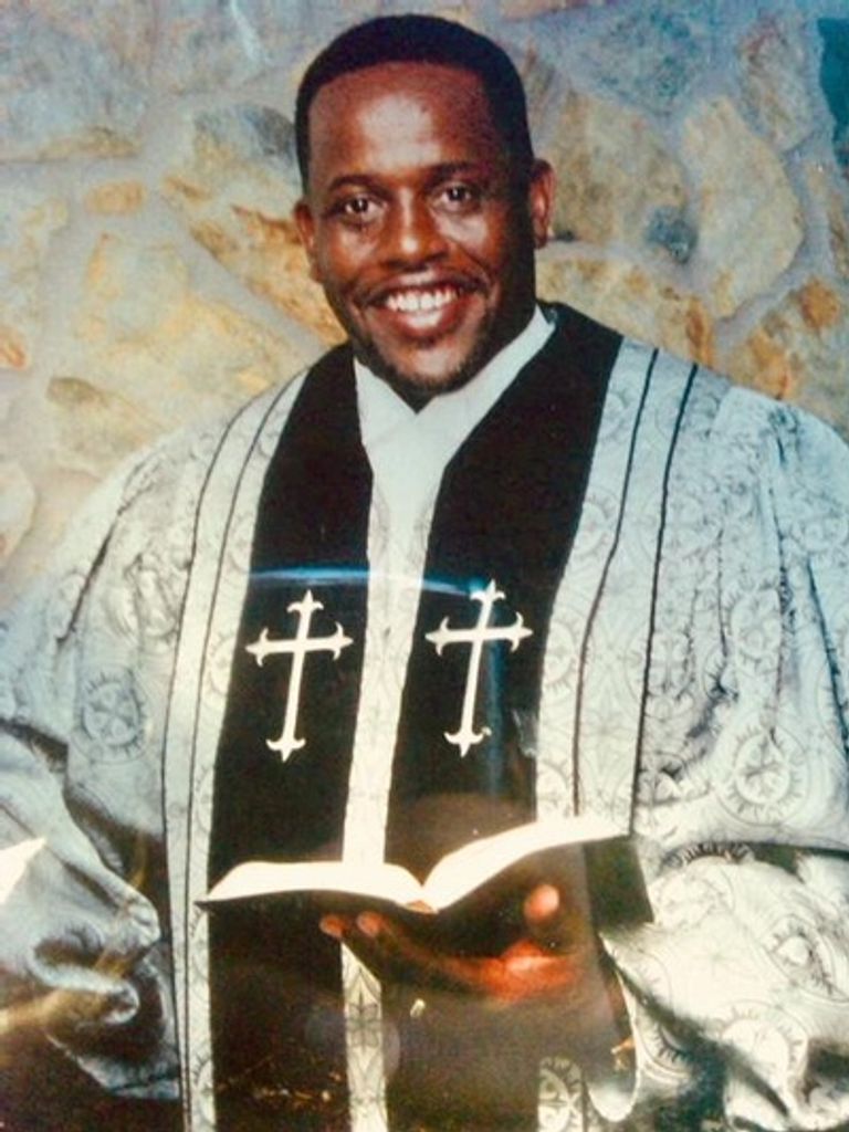 Willie James Warren Profile Photo