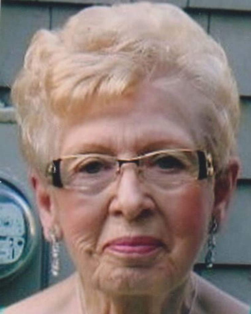 Doris Y. (Cote) Levesque Profile Photo