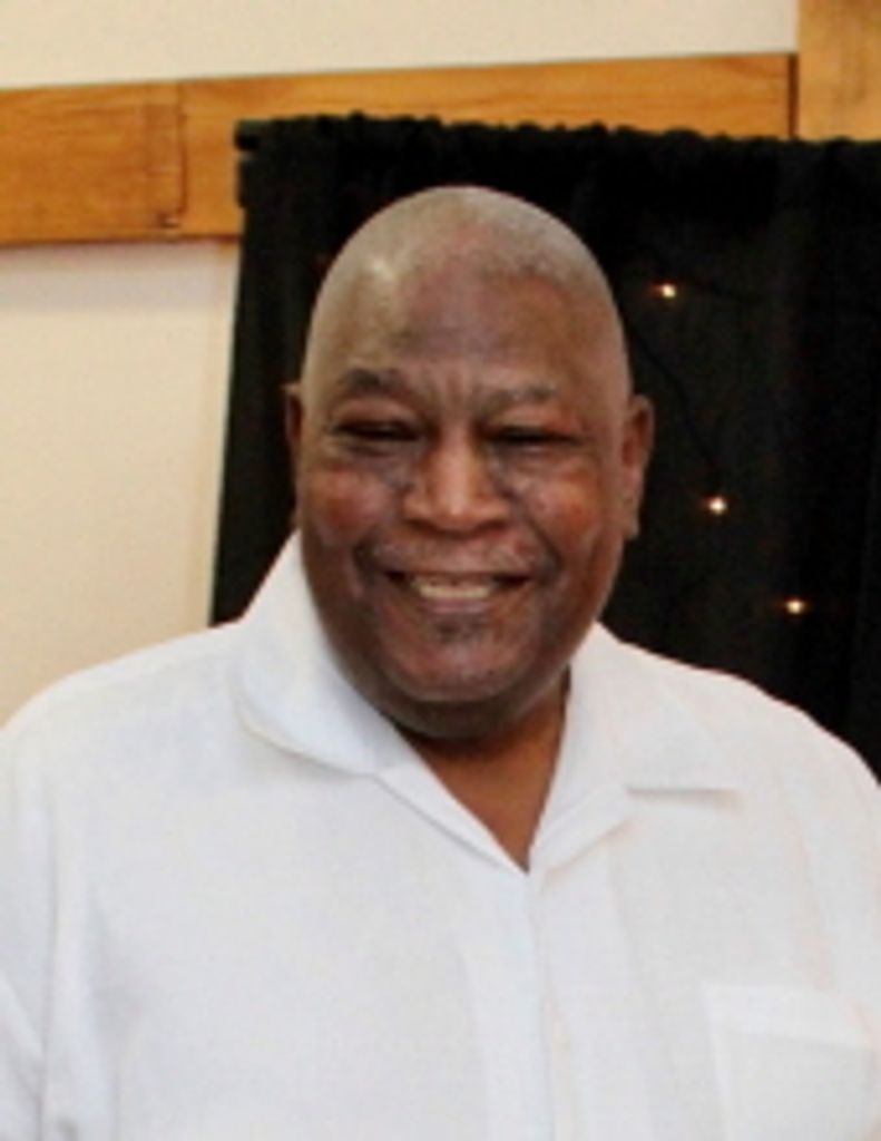 Reginald Saunders Davis Profile Photo