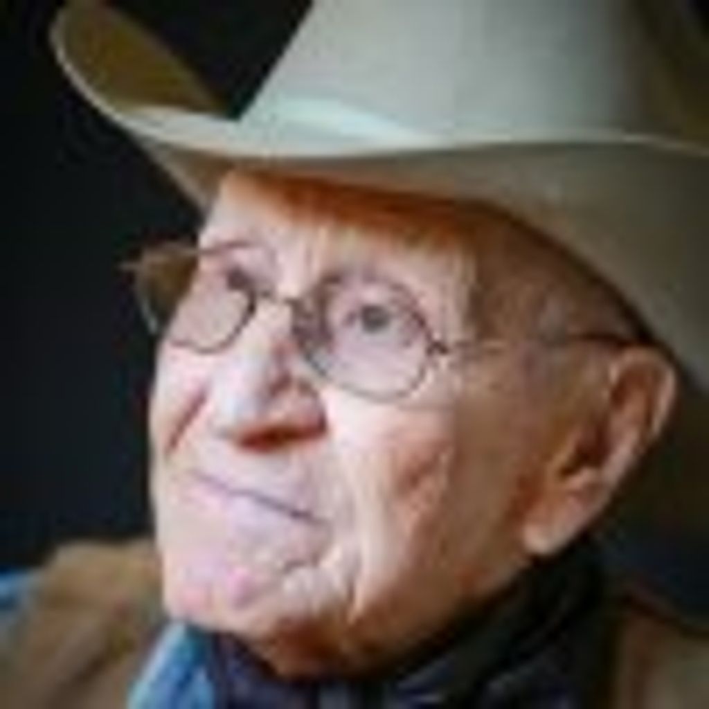 Howard Earl Peterson Profile Photo