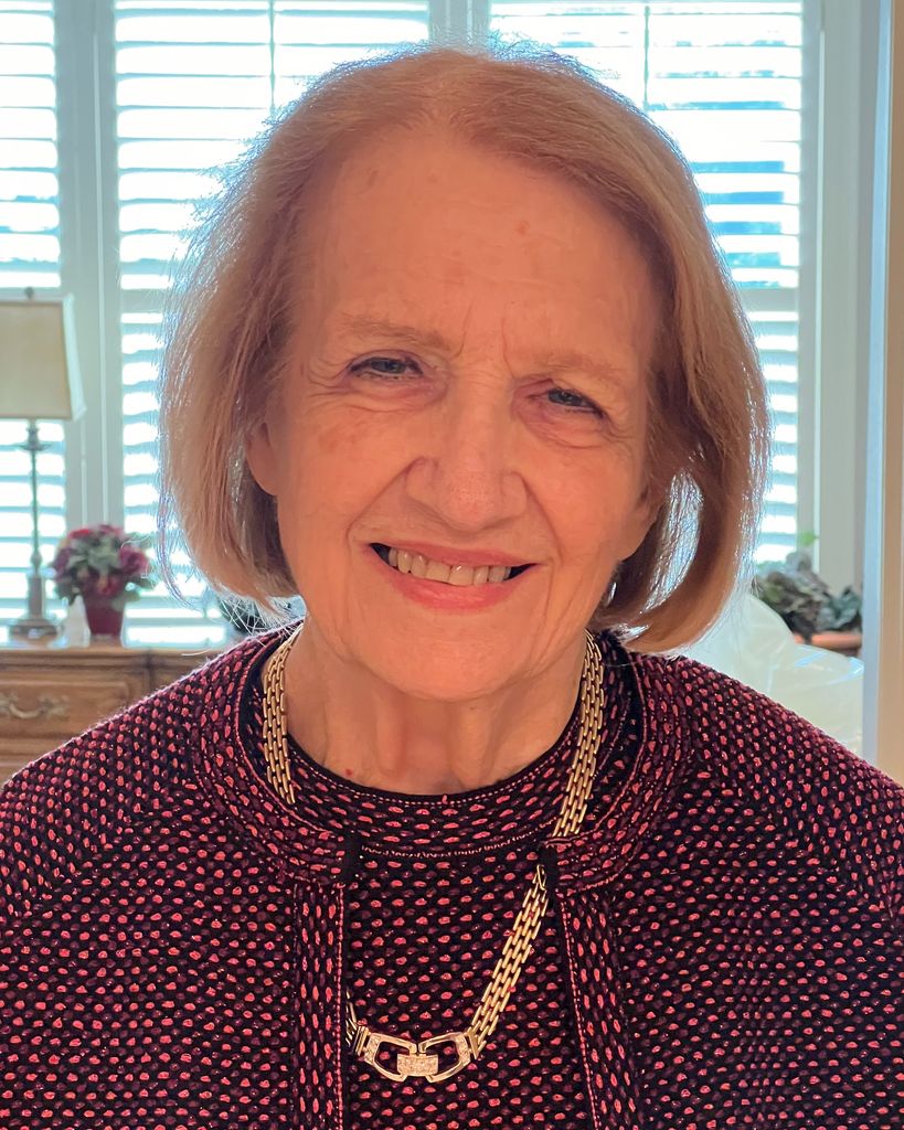 Lyne Proano Profile Photo