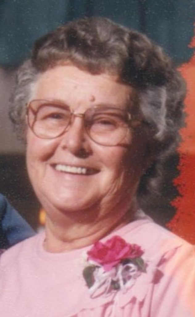 Nina Jean Holt
