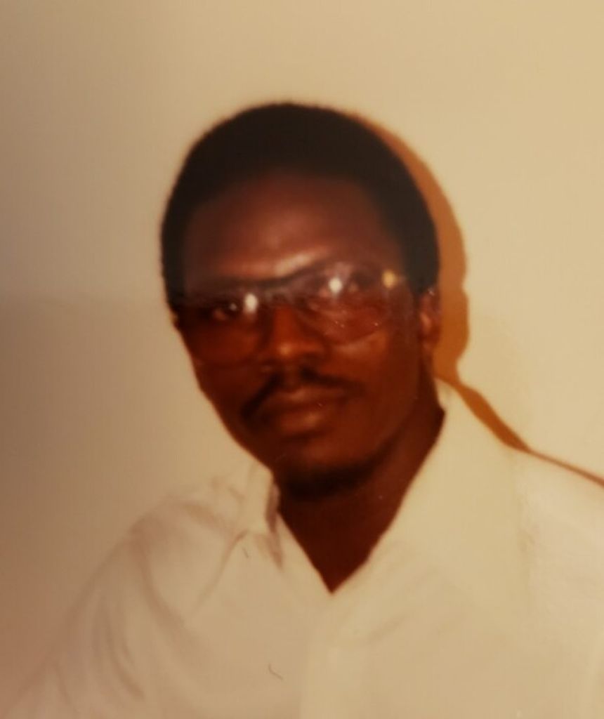 Bruce Lester Samuels Profile Photo