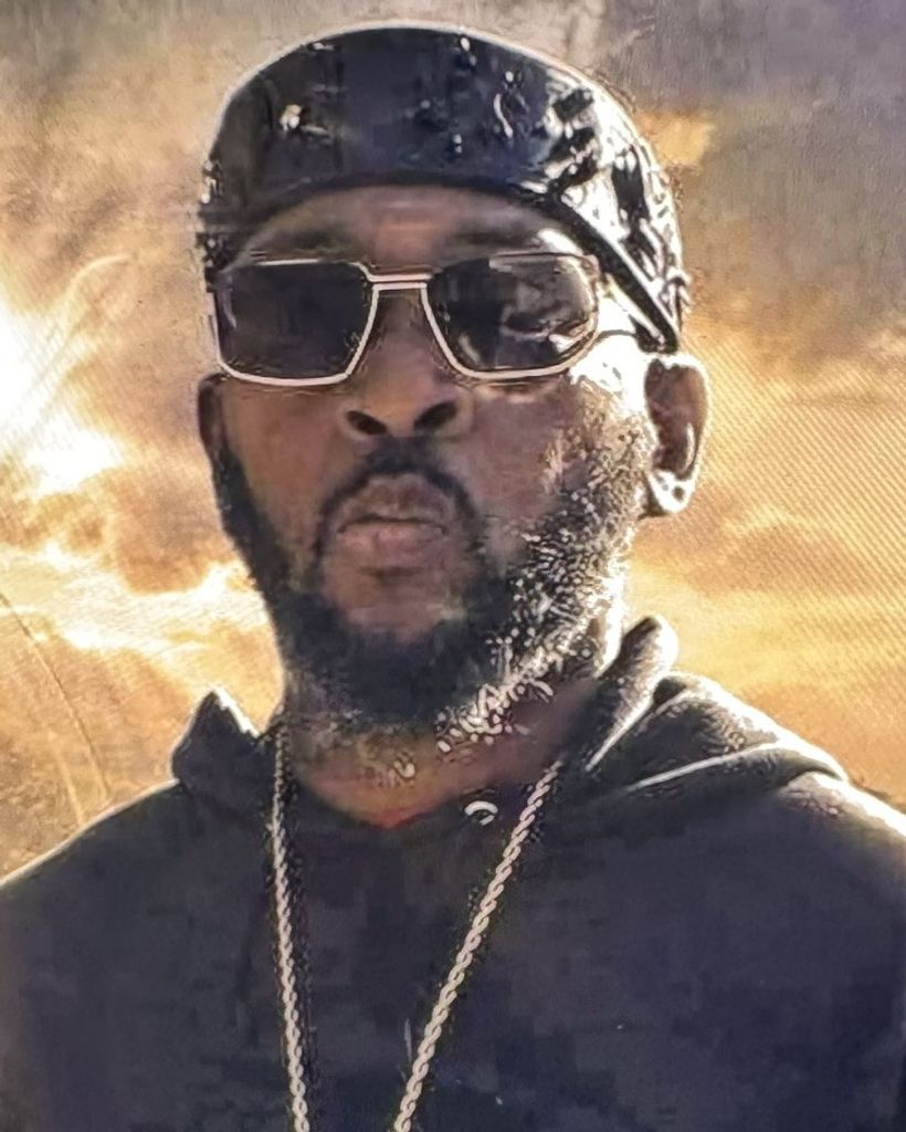 Jermaine Lavell Jones Profile Photo
