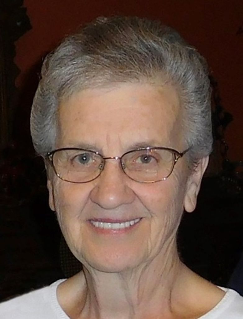 Charlene Faye (Nafziger) Short Profile Photo