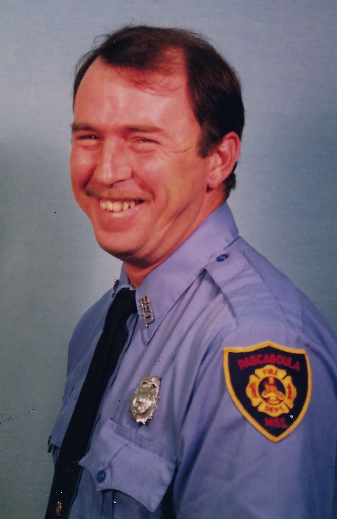 Michael Lindsey Riser Profile Photo