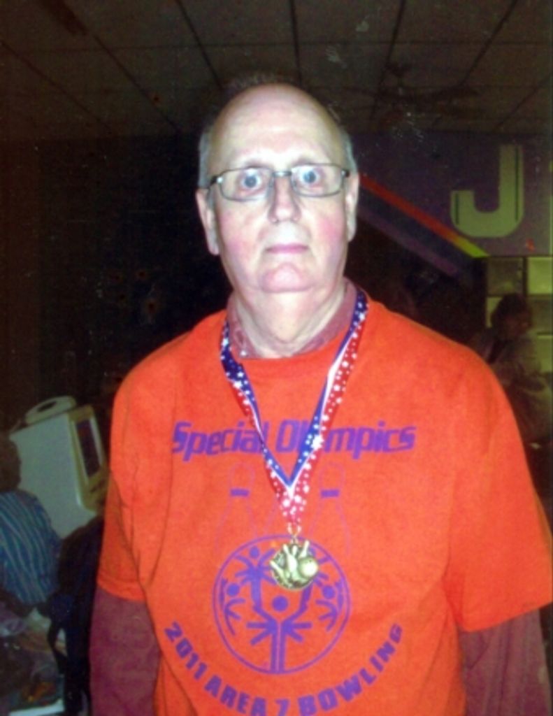 Paul Esley Manley