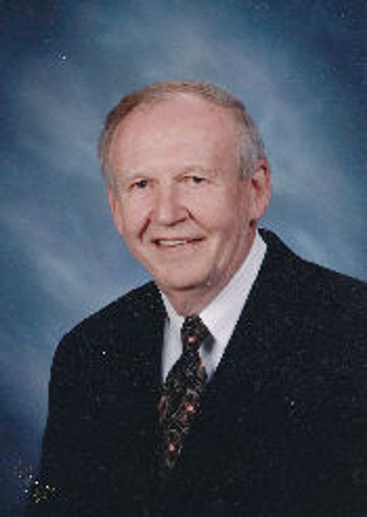 Thomas Edward Lewis Profile Photo