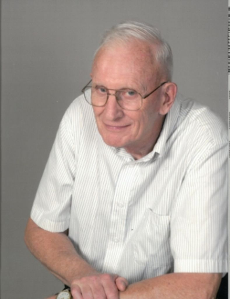Kenneth "Ken" W. Lang