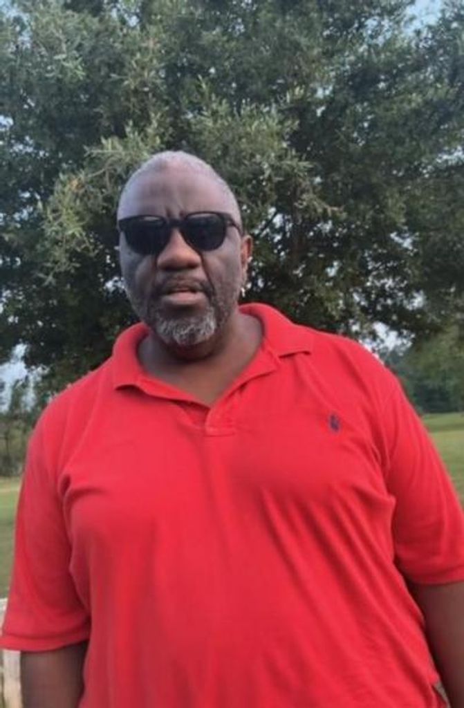 Mr. Lonzo "Charlie" Minnifield Profile Photo