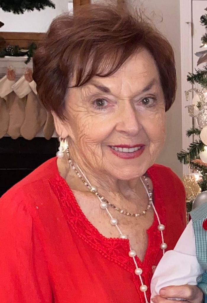 Bessie Arnold Profile Photo
