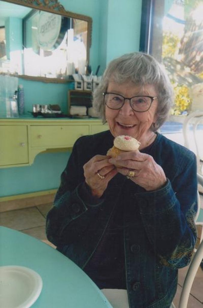 Virginia Leigh ((Stemm, Lyonnais) Adsit Profile Photo