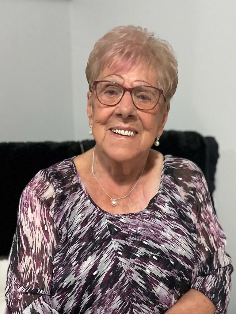 Elizabeth "Betty" Dawe (Matthews) Profile Photo