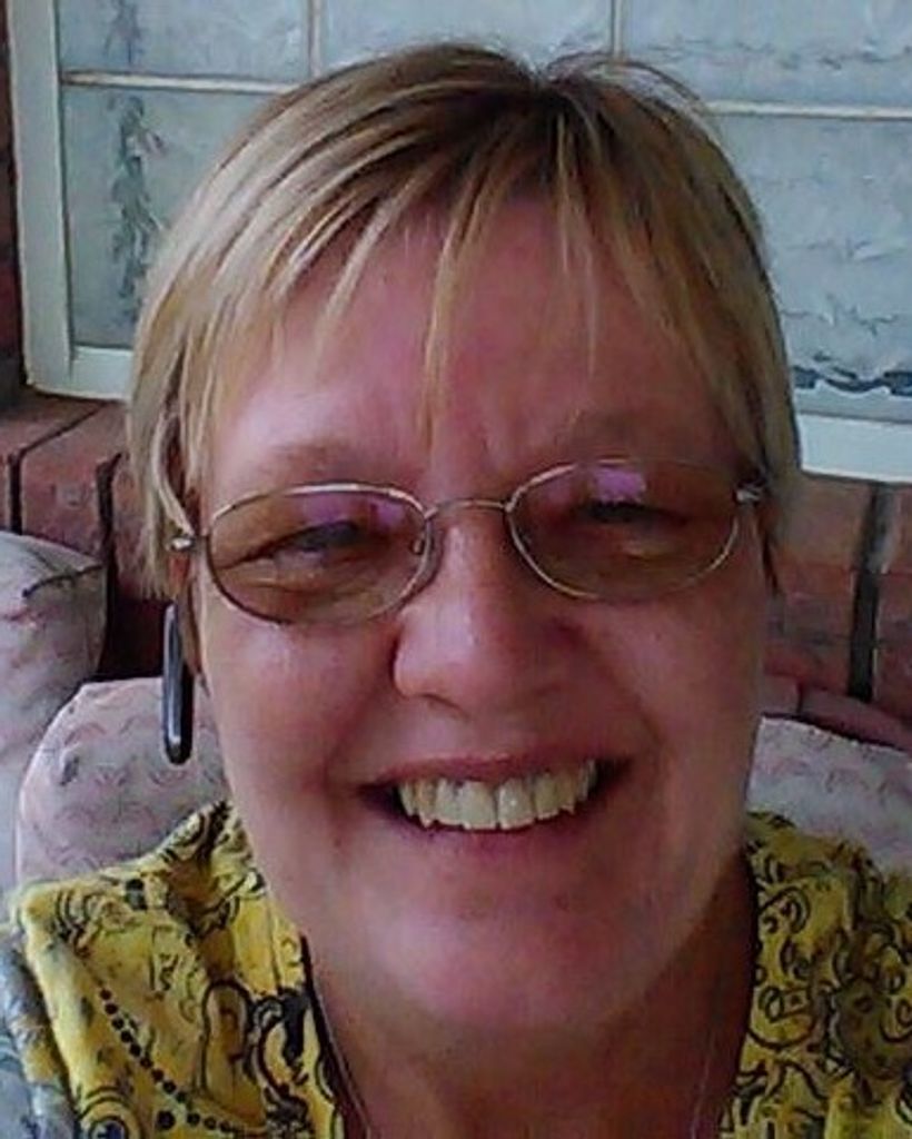 Deborah (White)  Royal