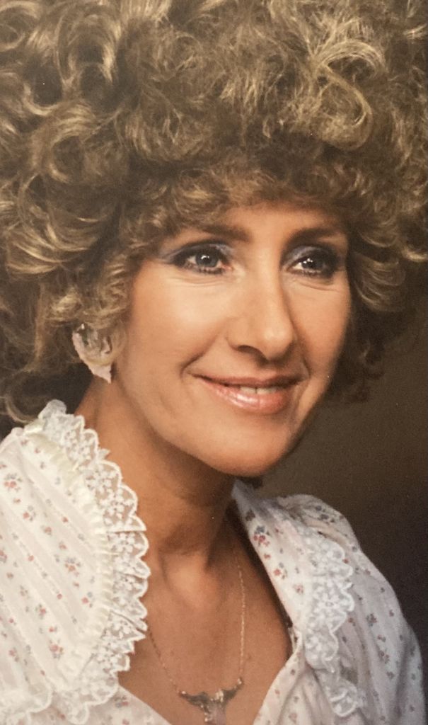 Karen Lee Olson (Hartz)