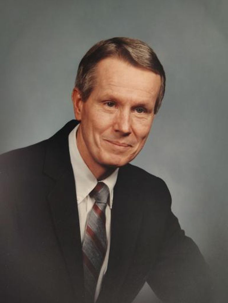 Dr. Alexander Manning Profile Photo