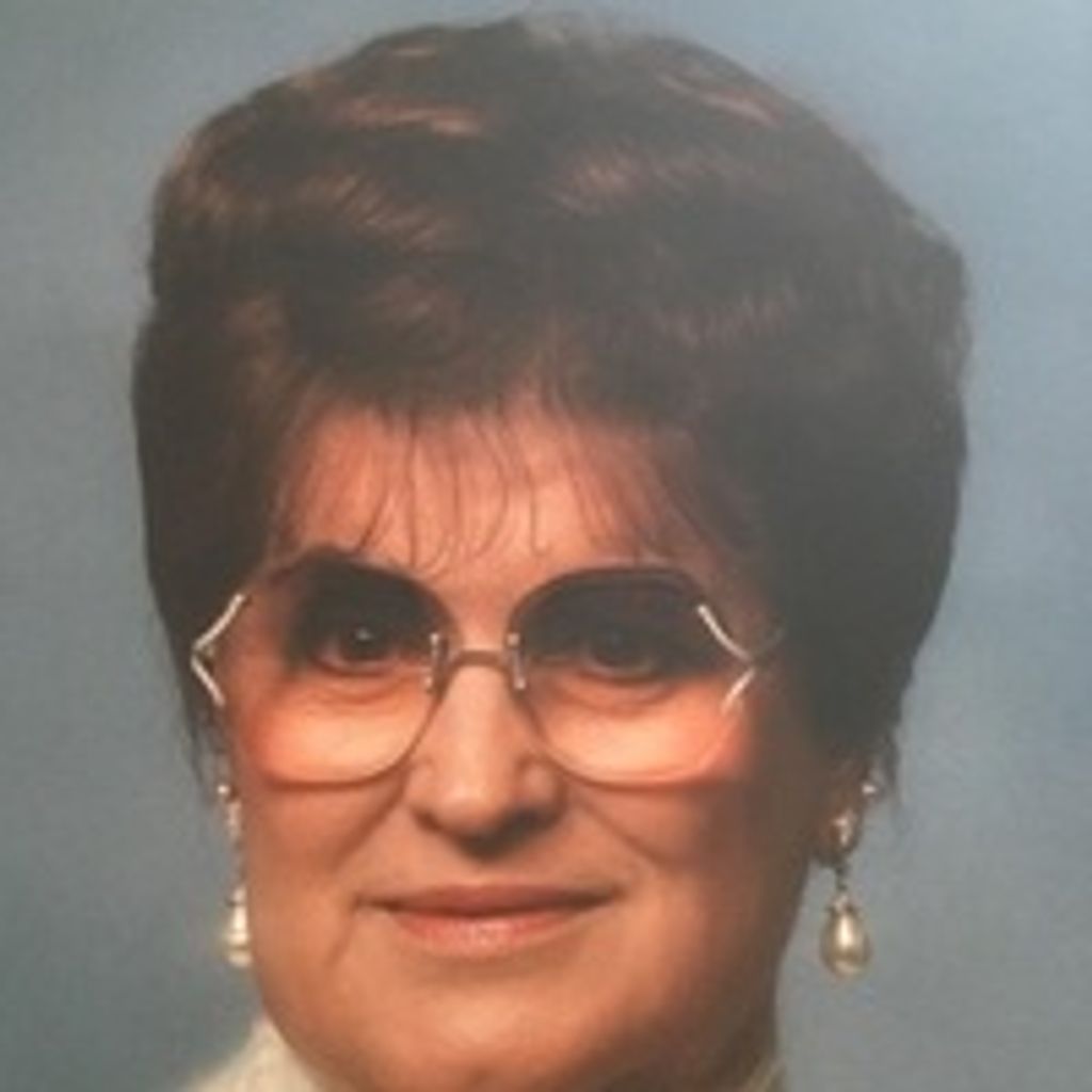 Lorraine Marie Petersen Profile Photo