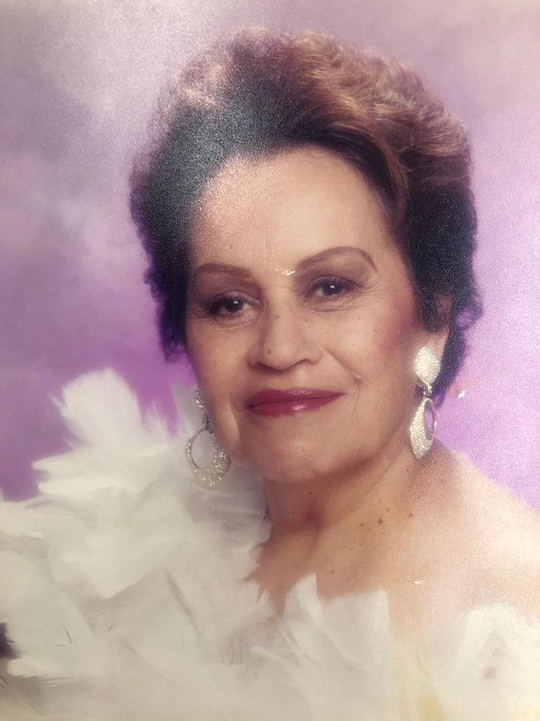 Emily Barragan Serrato Profile Photo