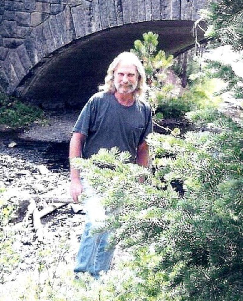 Daniel W. 'Danny' Burdette