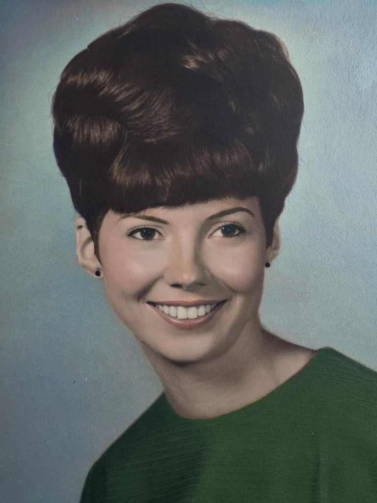 Lana Jane Womble Profile Photo