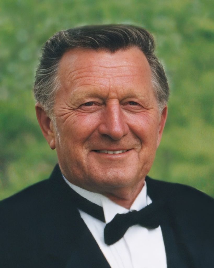 Lester P. Valenta Profile Photo