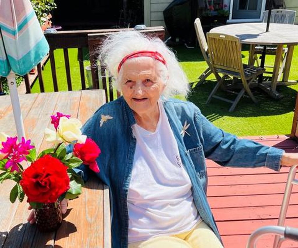 Violet Babeaux Profile Photo