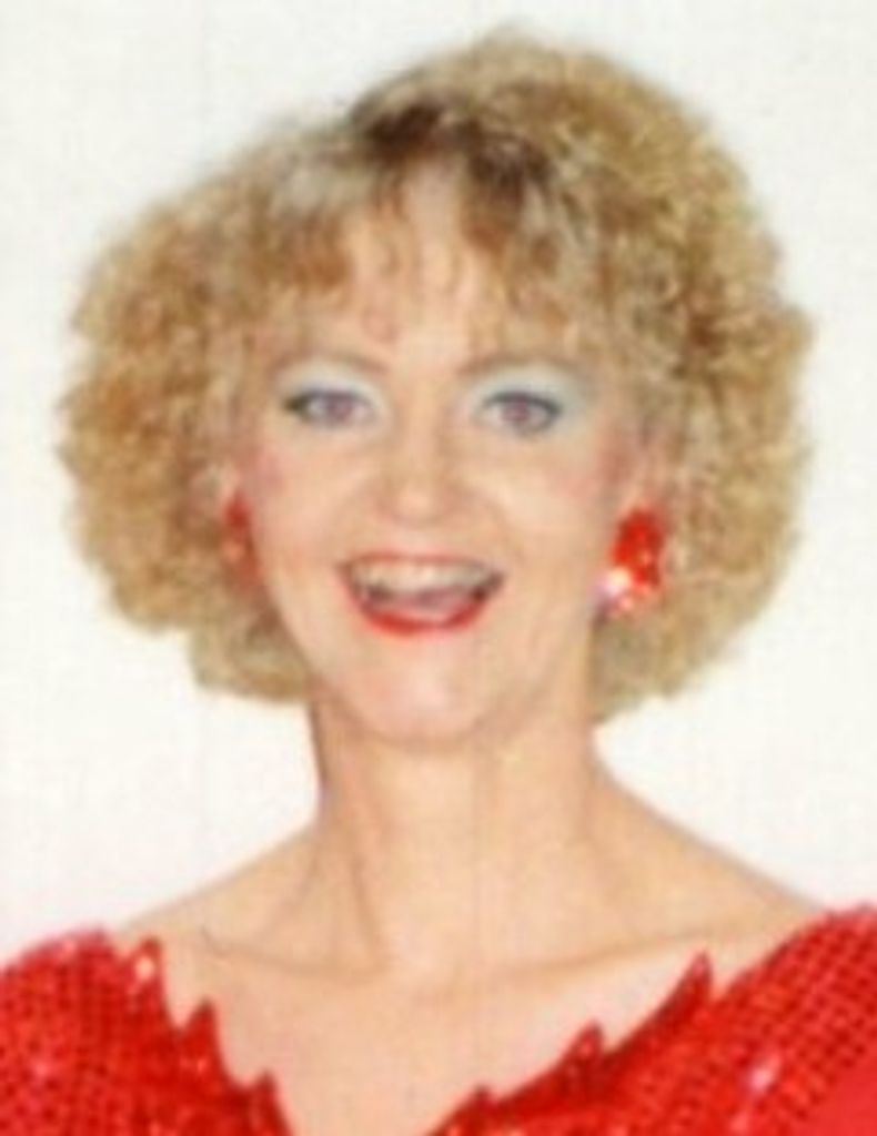 Donna M Carlson