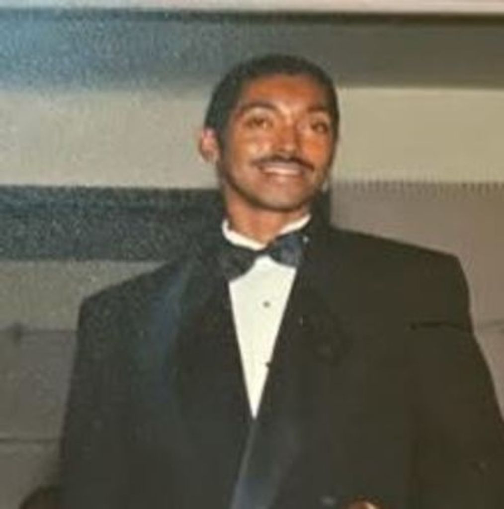 Vincent Louis Miles Profile Photo