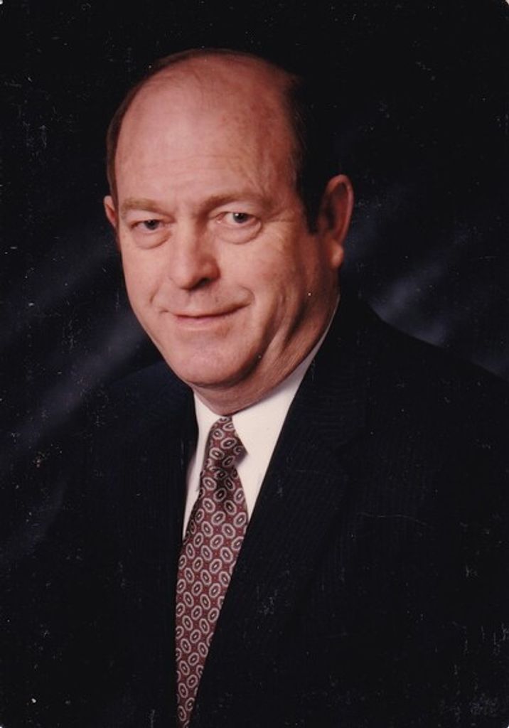 Kenneth Russell Profile Photo
