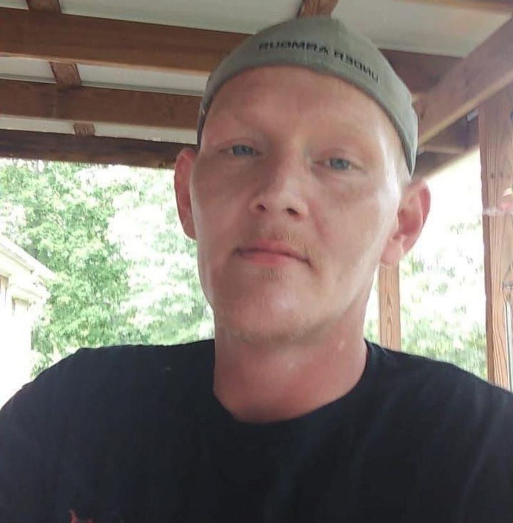 Christopher Shane Hall Profile Photo
