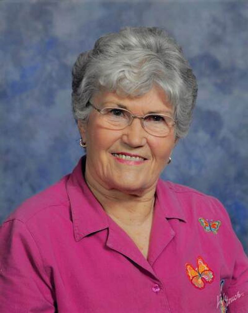 Evelyn Josephine Schott Thompson Profile Photo
