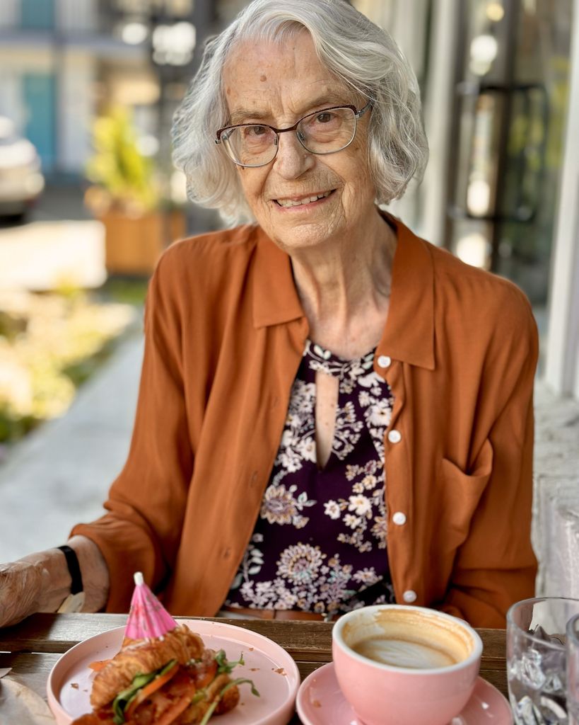 Betty Louise Roberts